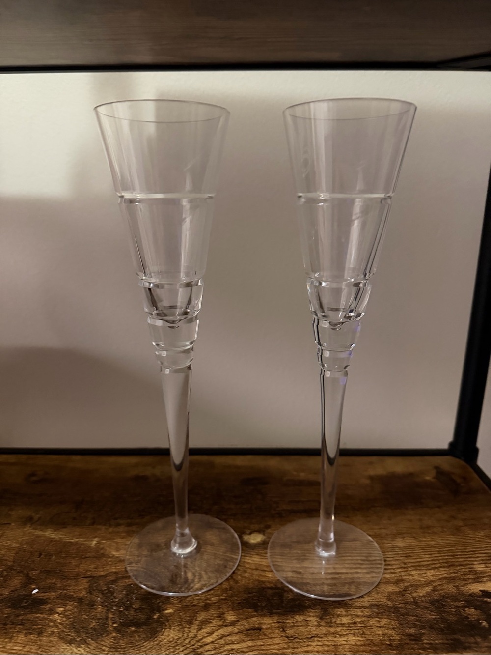 Royal Doulton "Saturn" pattern crystal champagne flutes